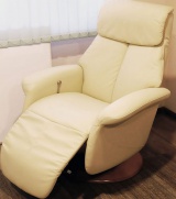 Relax Chairman Lotus